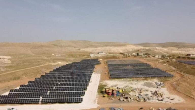 Smart Energy’den Sıfır Karbon Vizyonuna Yeni bir Adım:  Karbon sertifikalarıyla, düşük emisyonlu panel üretimini tescilliyor
