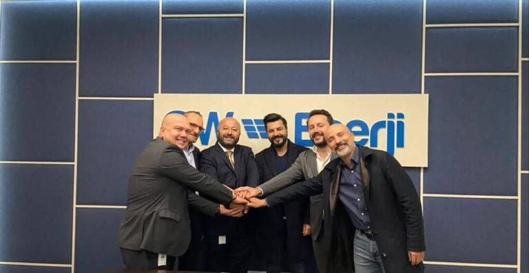 Güneş enerjisinde güç birliği