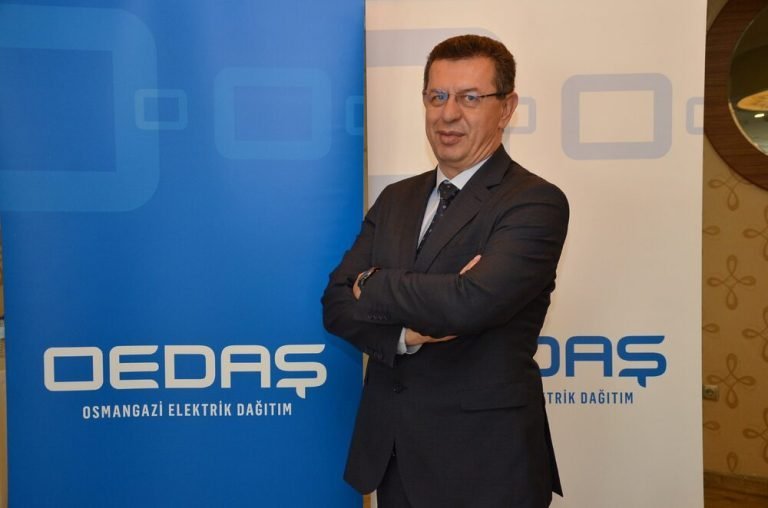 OEDAŞ ekipleri deprem bölgesinde yaraları sarmak için aralıksız çalışıyor