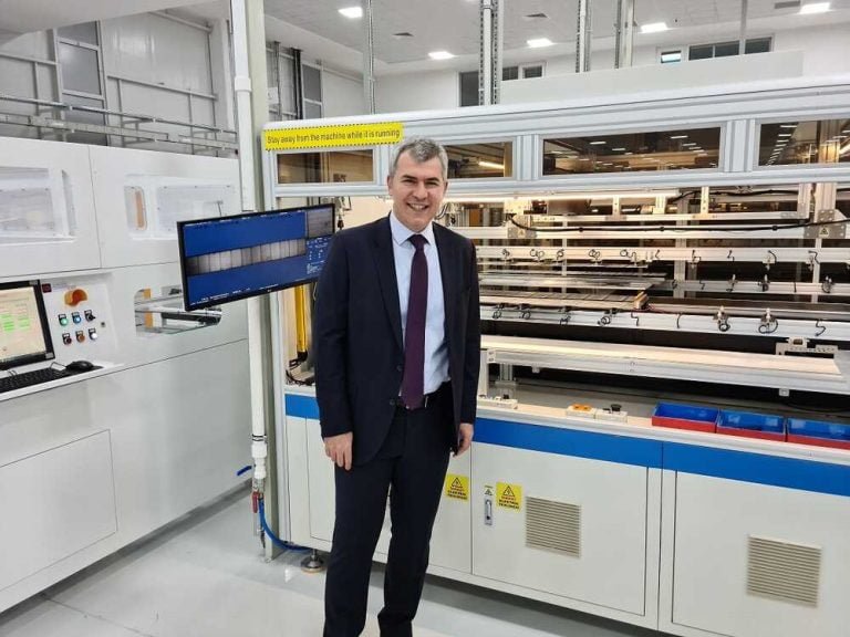 Güneş enerjisinde psikolojik sınır olan 10 bin megavat’ı geçtik