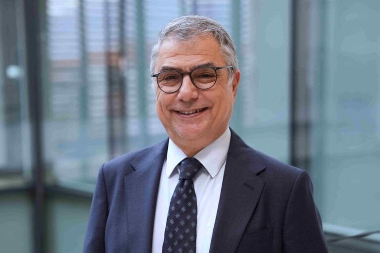 Aydem Yenilenebilir Enerji Genel Müdürü Uğur Yüksel
