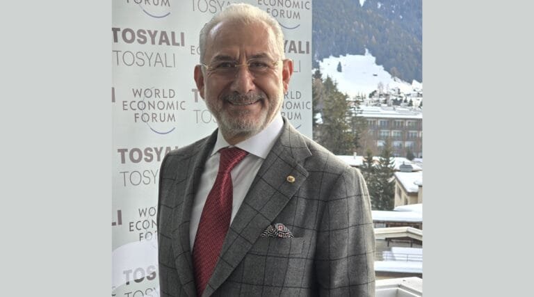 Tosyalı 1.2 Gw Kapasiteli Dünyanın En Büyük Öz Tüketim Ges Projelerinden Birini Hayata Geçiriyor
