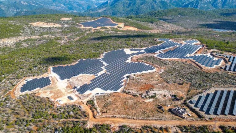 Akra Hotels, elektrik ihtiyacının %100’ünü güneşten karşılayacak