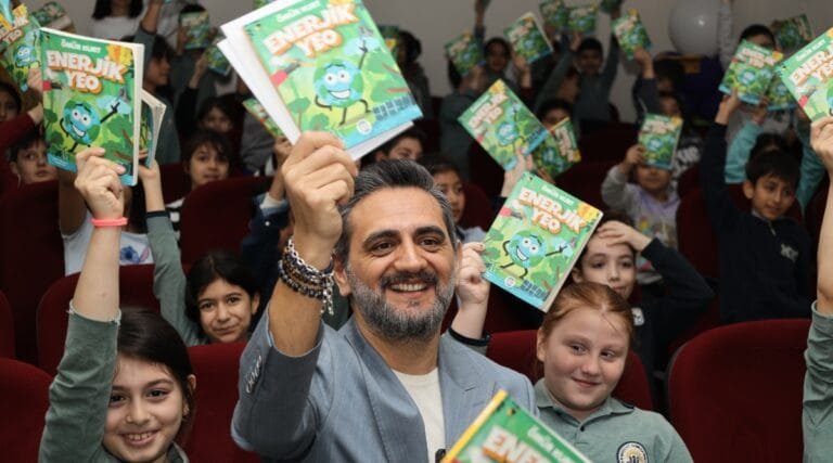 YEO’dan çocuklara temiz gelecek okullara güneş enerjisi!