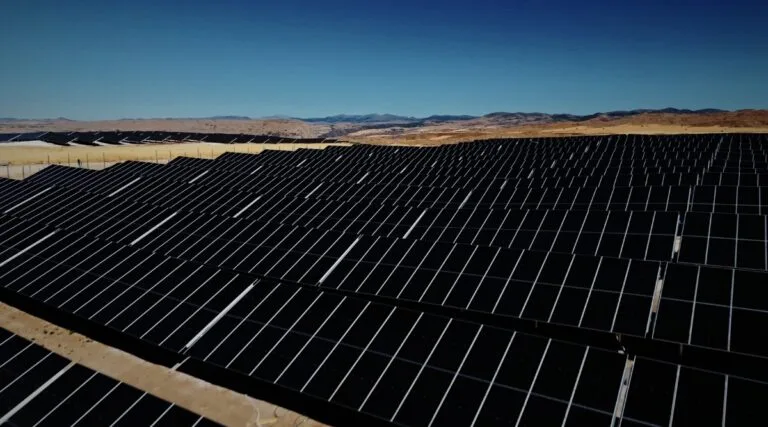 Türkiye’nin temiz enerji rotasında Türk Telekom’dan 530 MWp’lık atılım