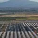 Nadara'nın Sicilya'daki 227 MW'lık agrivoltaik santralinin havadan görünümü